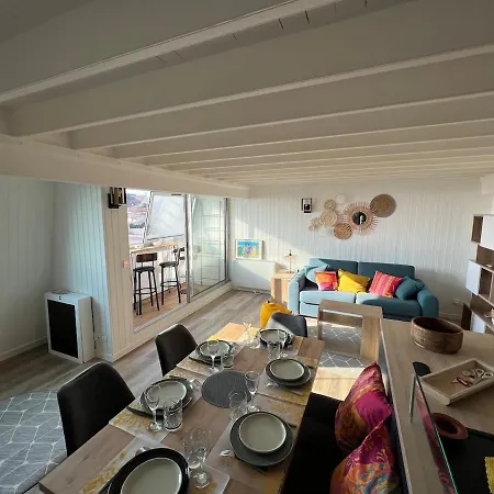 Cosy - Vue Appartement *